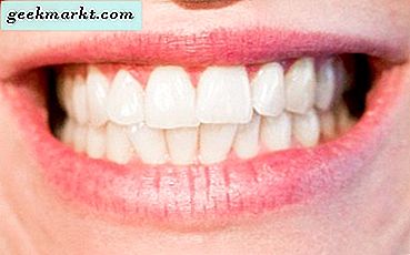 Hvordan å hvite tenner i Paint.net